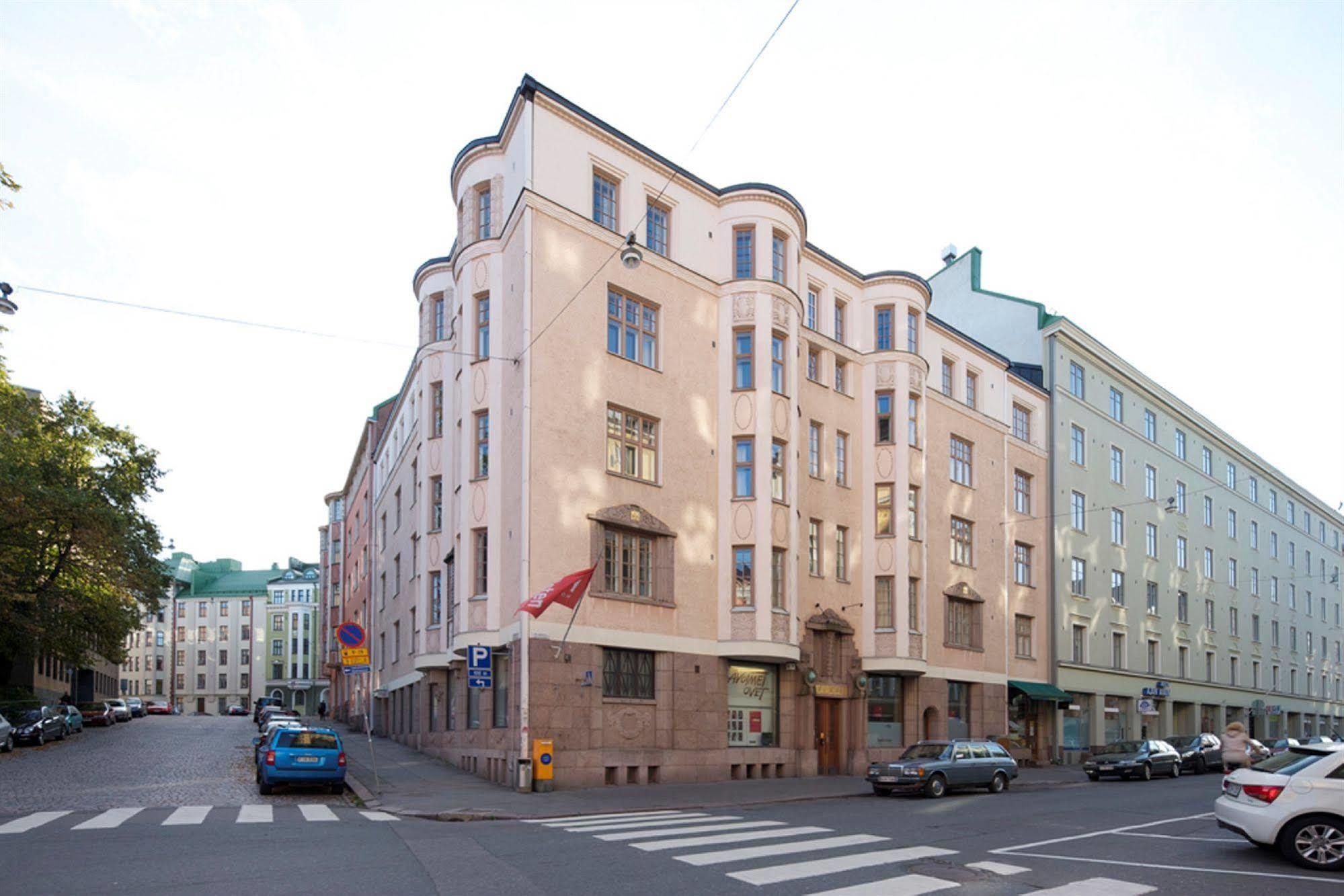 Aparthotel Hellsten Parliament 3*